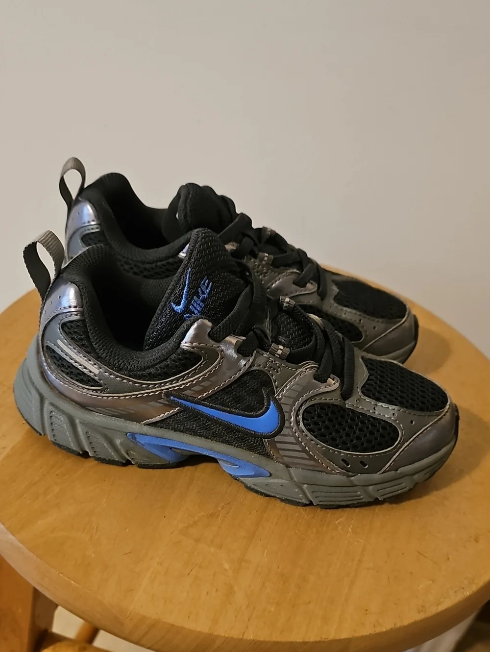 Boys Size 13M Nike Shoes